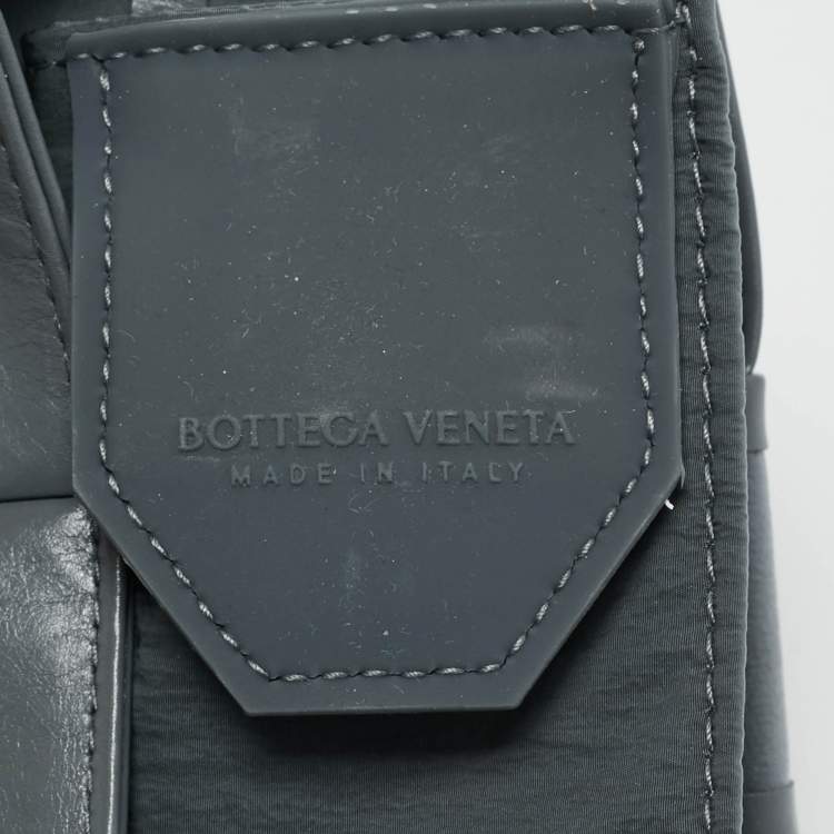 Pre Owned Bottega Veneta Grey Intrecciato Leather Mini Candy Cassette Crossbody Bag