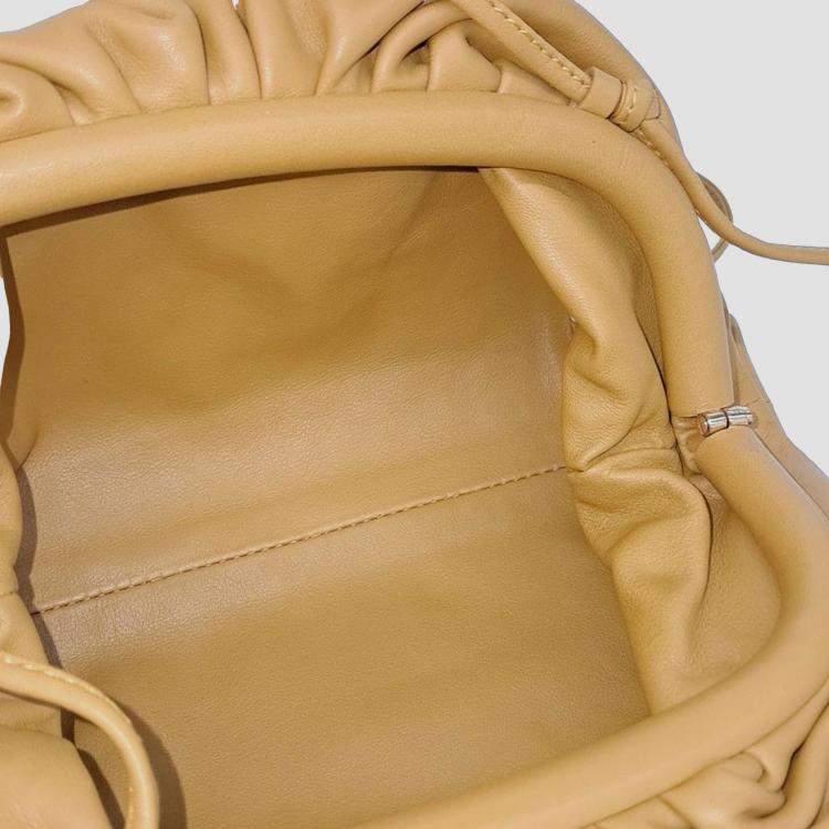 Pre Owned Bottega Veneta Leather Butter Calf Crossbody Bag