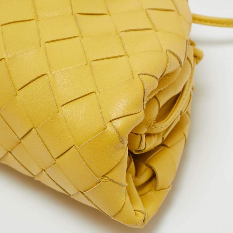Pre Owned Bottega Veneta Yellow Intrecciato Leather Mini The Pouch Bag