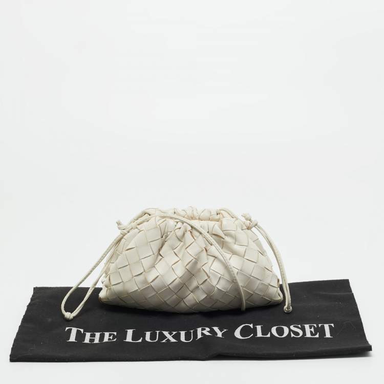 Pre Owned Bottega Veneta White Intrecciato Leather Mini The Pouch Clutch