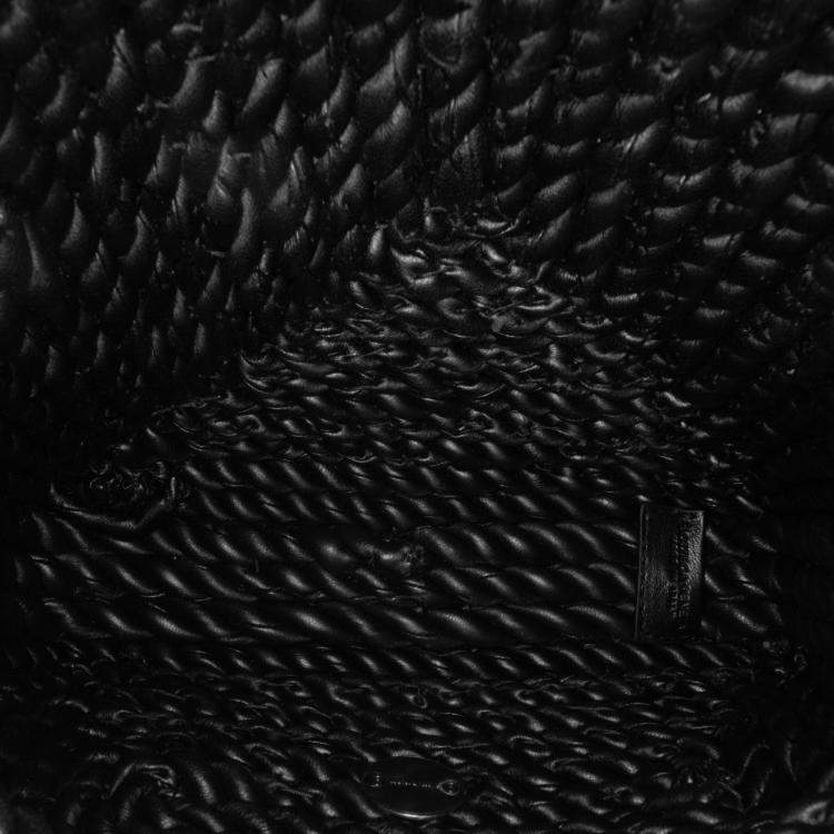 مملوكة مسبقًا Bottega Veneta Black Lambskin Torchon Classic Tasseled Twisted Crossbody
