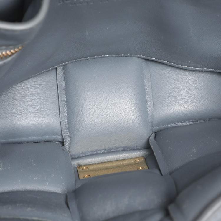 Pre Owned Bottega Veneta Grey Padded Leather Cassette Shoulder Bag