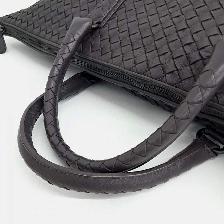Pre Owned Bottega Veneta Black Leather convertible bag
