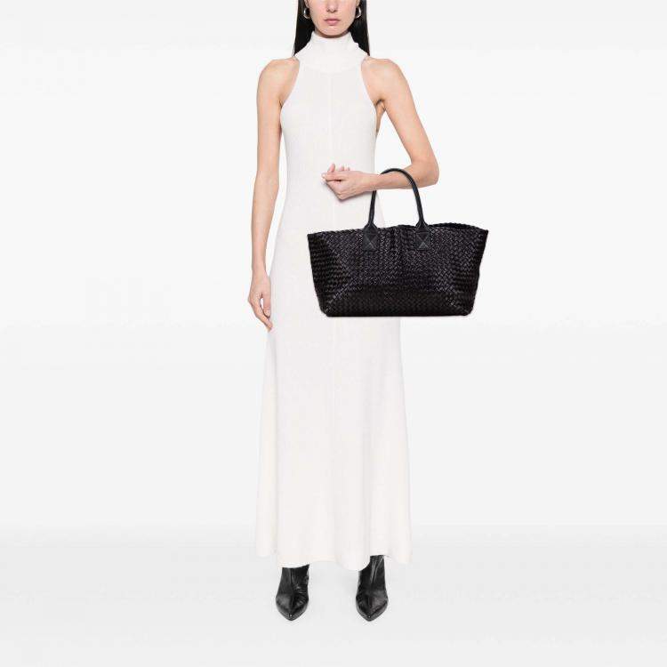 Pre Owned Bottega Veneta Black Medium Lambskin Intreccio Cabat Tote