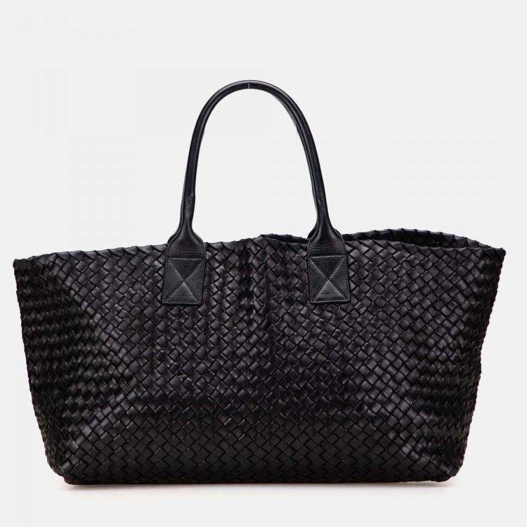 Pre Owned Bottega Veneta Black Medium Lambskin Intreccio Cabat Tote