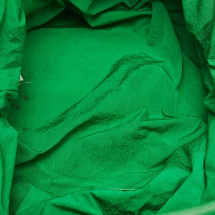 Pre Owned Bottega Veneta Green Terrycloth Fabric Teen The Pouch Clutch
