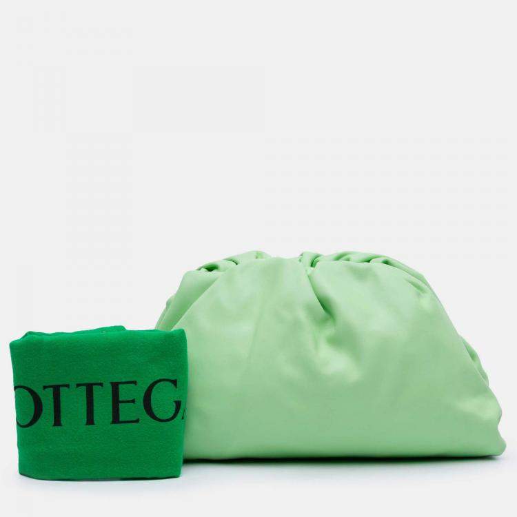 مملوكة مسبقًا Bottega Veneta Green Teen Lambskin Pouch