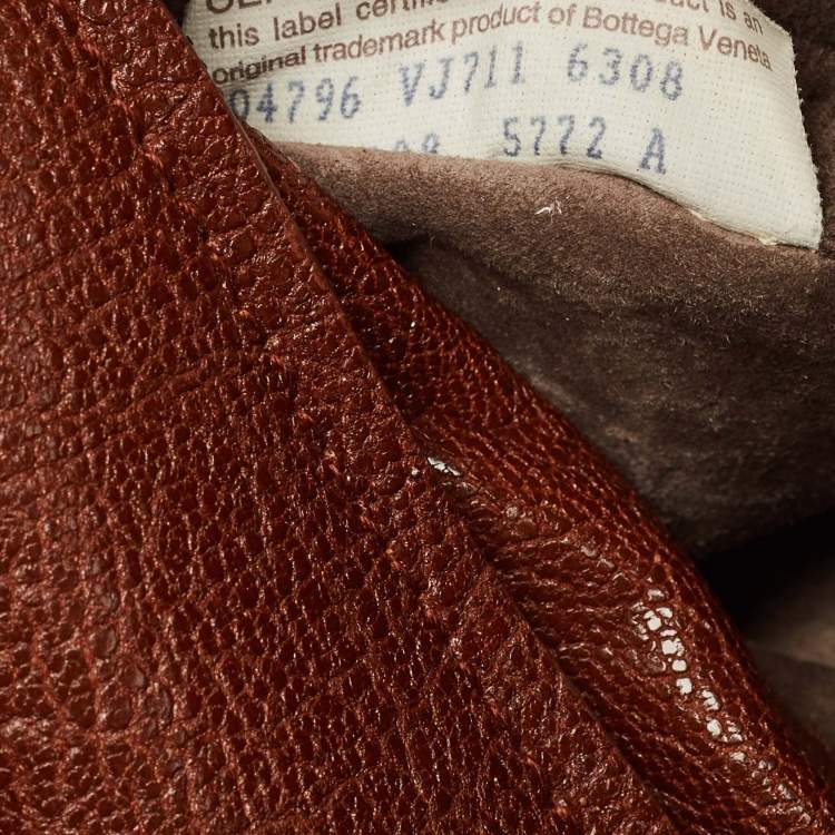 Pre Owned Bottega Veneta Brown Intrecciato Leather Strap Clutch