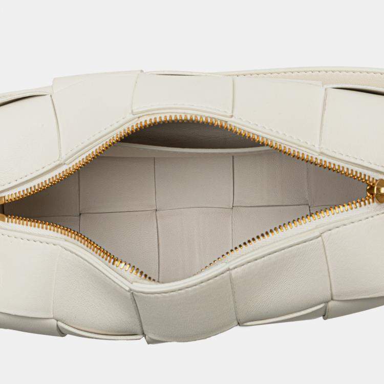 Pre Owned Bottega Veneta White Small Lambskin Intrecciato Brick Cassette
