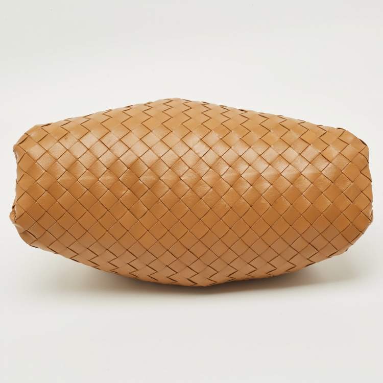 Pre Owned Bottega Veneta Brown Intrecciato Leather Classic The Pouch Clutch