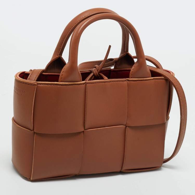 Pre Owned Bottega Veneta Brown Intrecciato Leather Candy Arco Tote