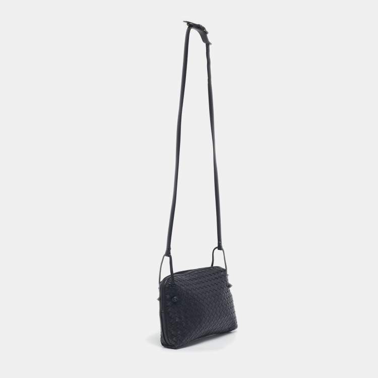 Pre Owned Bottega Veneta Blue Nuit Intrecciato Leather Nodini Crossbody Bag