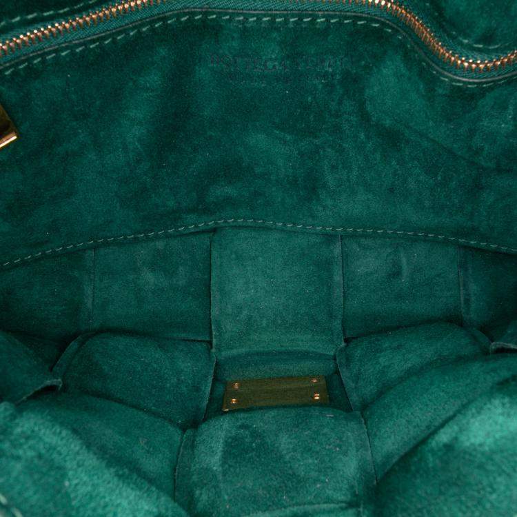 Pre Owned Bottega Veneta Green Suede Intrecciato Padded Chain Cassette Satchel
