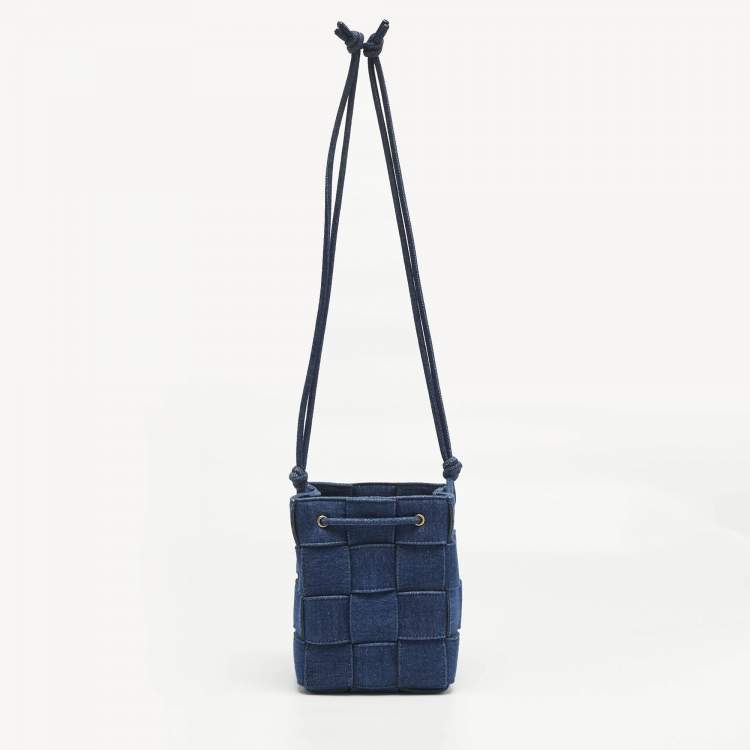 Pre Owned Bottega Veneta Navy Blue Denim Cassette Bucket Bag