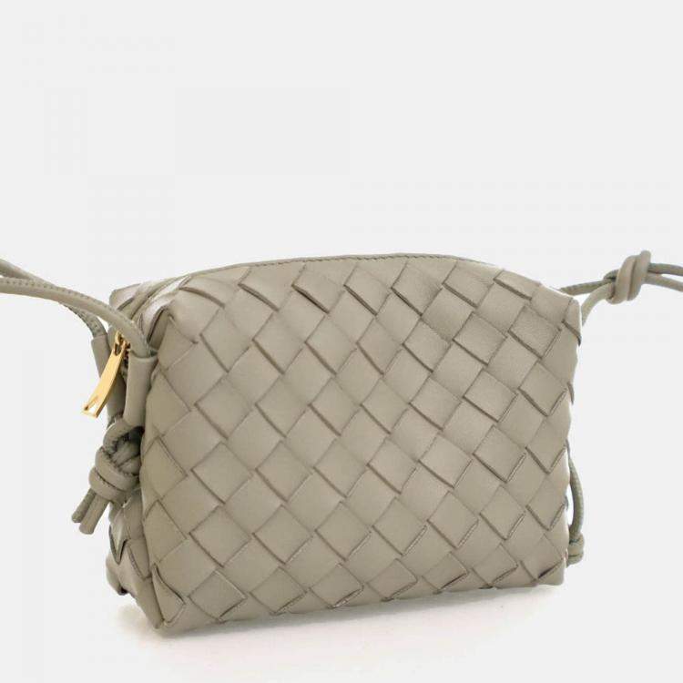 Pre Owned Bottega Veneta Mini Intrecciato Calfskin Loop Camera Bag