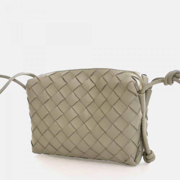 Pre Owned Bottega Veneta Mini Intrecciato Calfskin Loop Camera Bag