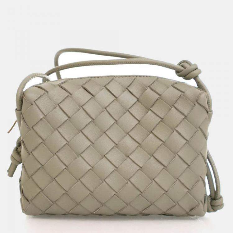 Pre Owned Bottega Veneta Mini Intrecciato Calfskin Loop Camera Bag