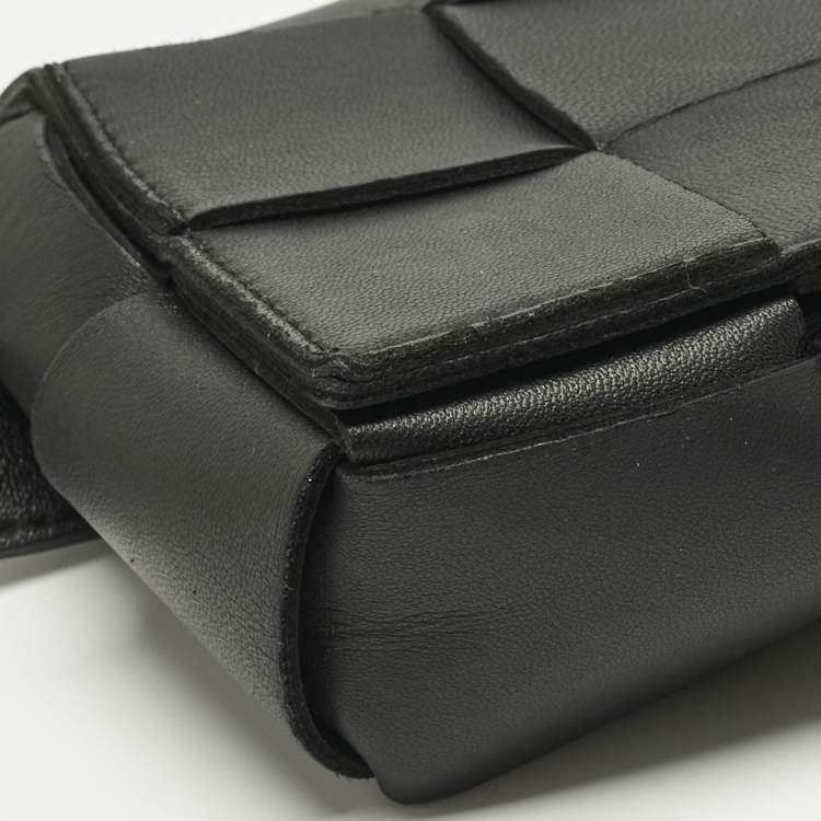 Pre Owned Bottega Veneta Black Intrecciato Leather Cassette Belt Bag
