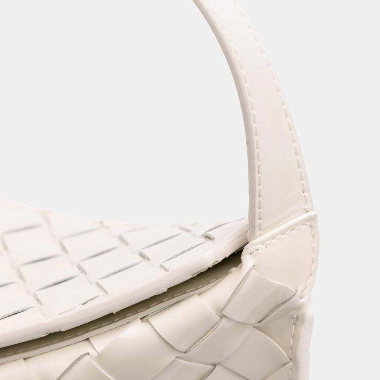 Pre Owned Bottega Veneta White Brushed Calfskin Intrecciato Cradle Fold Over Shoulder Bag