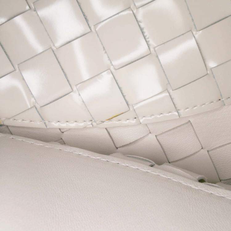Pre Owned Bottega Veneta White Brushed Calfskin Intrecciato Cradle Fold Over Shoulder Bag
