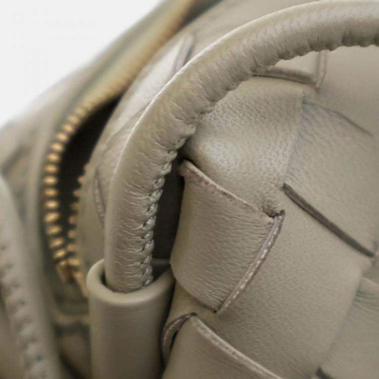 Pre Owned Bottega Veneta Green Mini Lambskin Intrecciato Loop Camera Bag