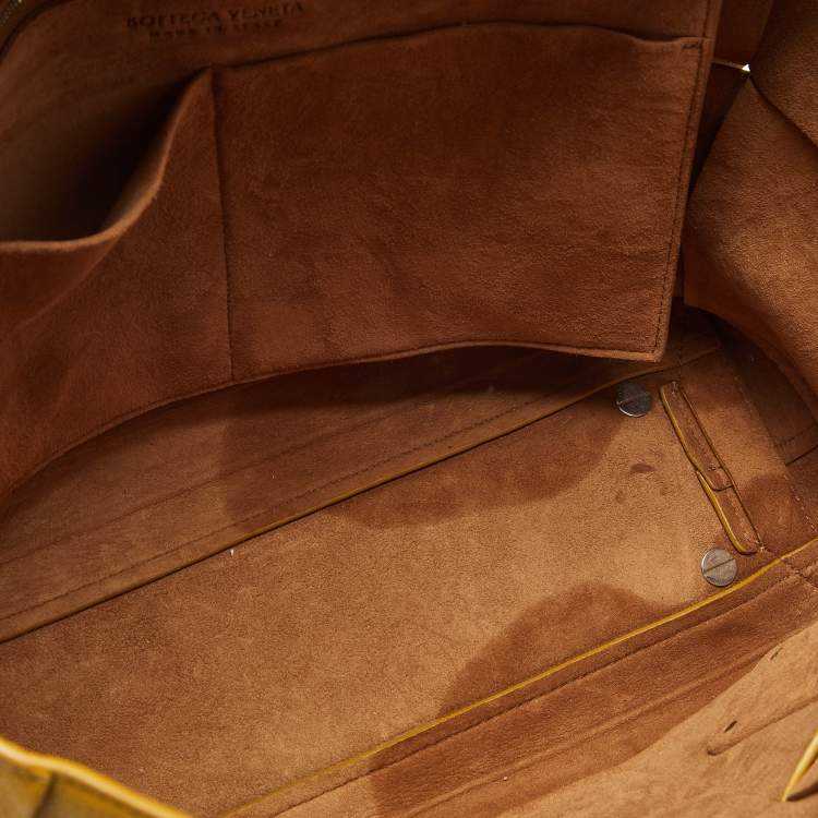 Pre Owned Bottega Veneta Mustard Yellow Leather Maxi Intrecciato Arco 33 Bag