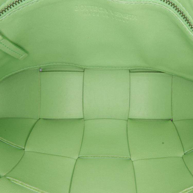 Pre Owned Bottega Veneta Green Nappa Intrecciato Cassette Crossbody