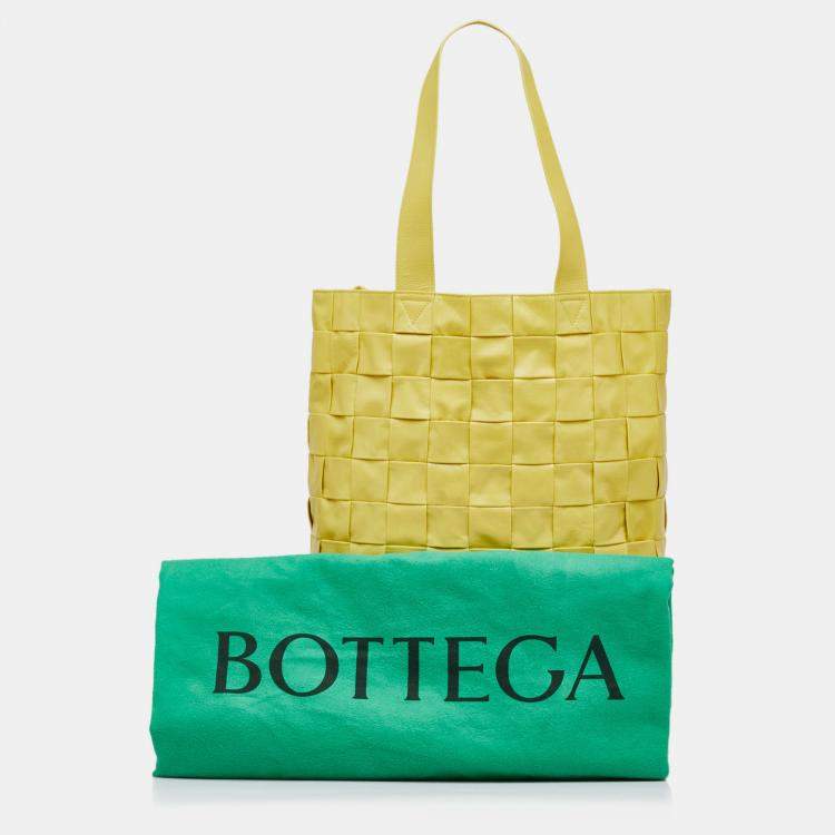 Pre Owned Bottega Veneta Yellow Nappa Maxi Intrecciato Cassette Tote