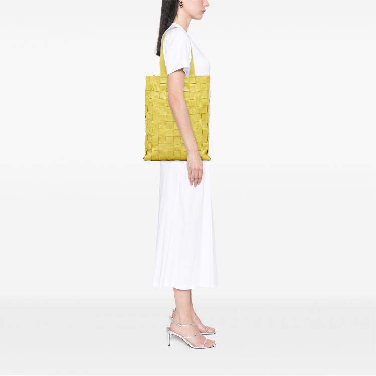 Pre Owned Bottega Veneta Yellow Nappa Maxi Intrecciato Cassette Tote