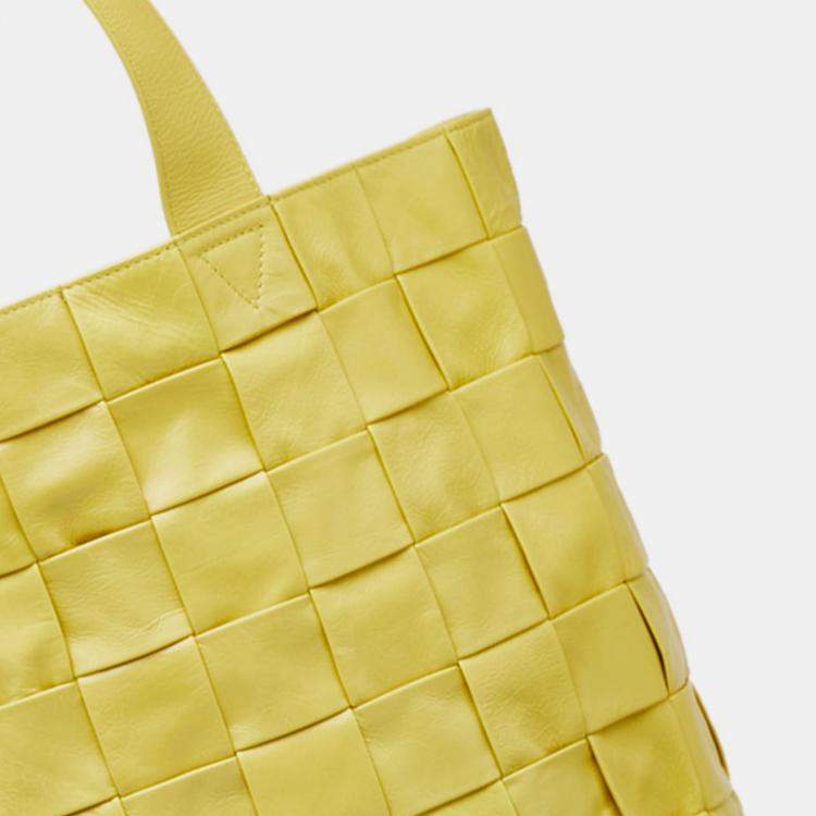 Pre Owned Bottega Veneta Yellow Nappa Maxi Intrecciato Cassette Tote