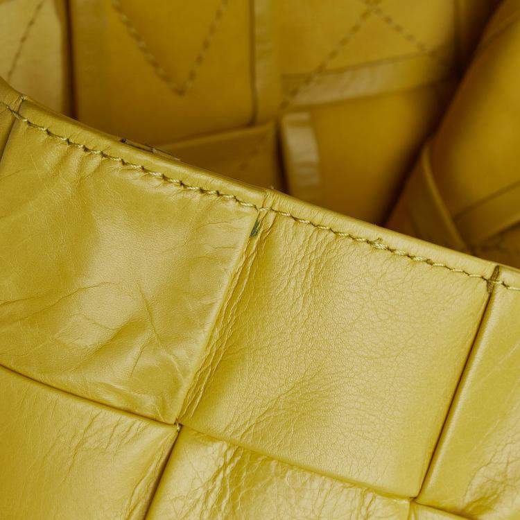 Pre Owned Bottega Veneta Yellow Nappa Maxi Intrecciato Cassette Tote