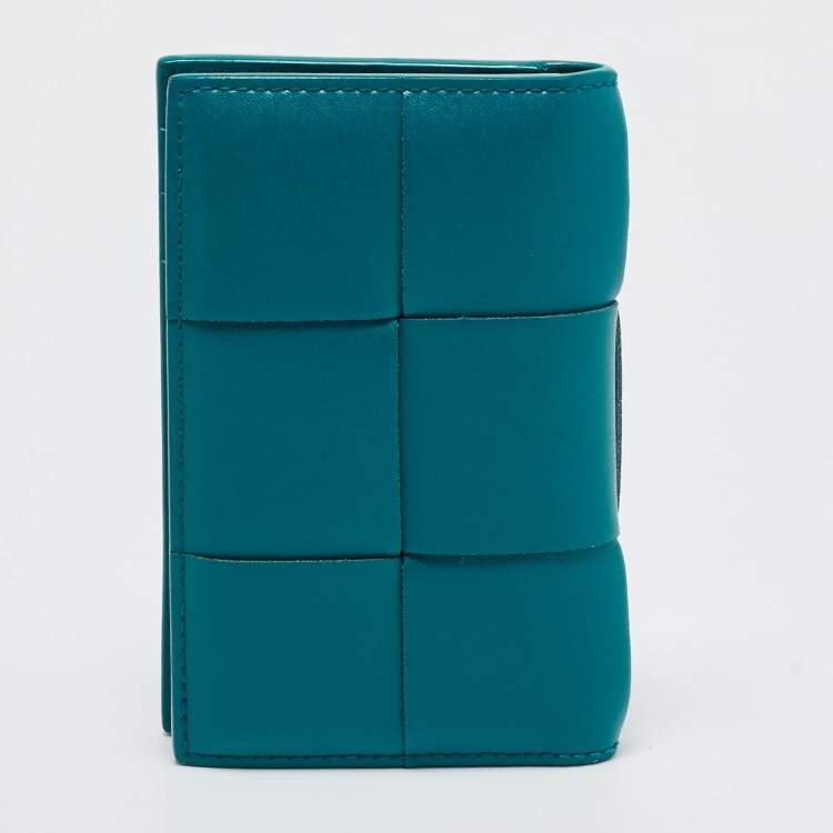 Pre Owned Bottega Veneta Green Leather Cassette Bifold Card Holder