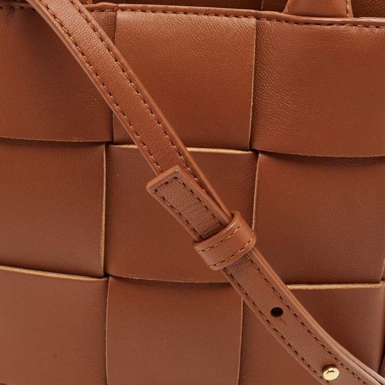 Pre Owned Bottega Veneta Brown Intreccio Leather Mini Cassette Tote