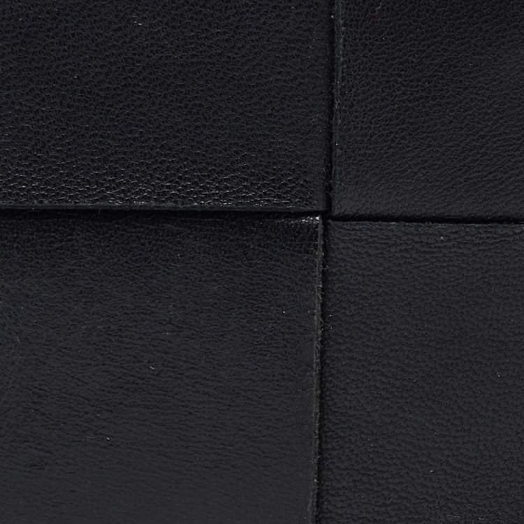 Pre Owned Bottega Veneta Black Leather Cassette Small Bi-Fold Wallet