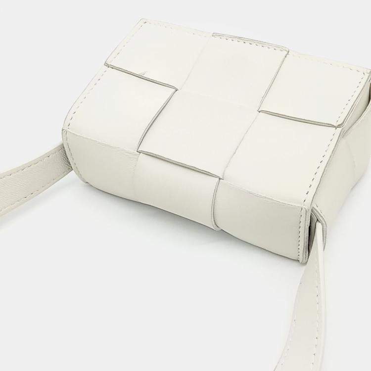 Pre Owned Bottega Veneta White Leather Candy Cassette Bag