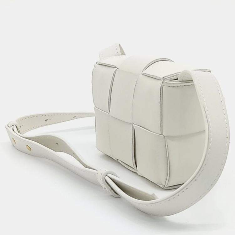 Pre Owned Bottega Veneta White Leather Candy Cassette Bag