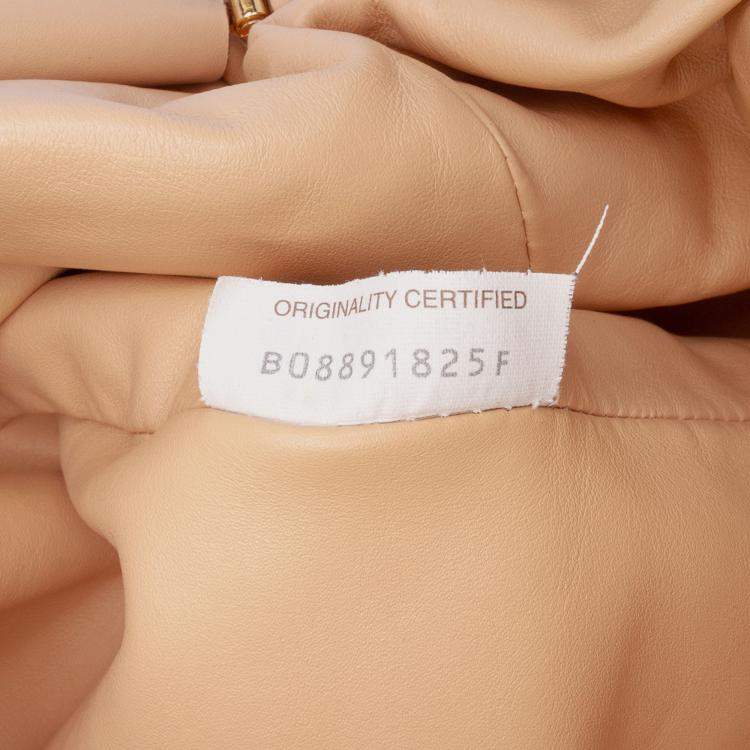 Pre Owned Bottega Veneta Beige Lambskin The Pouch