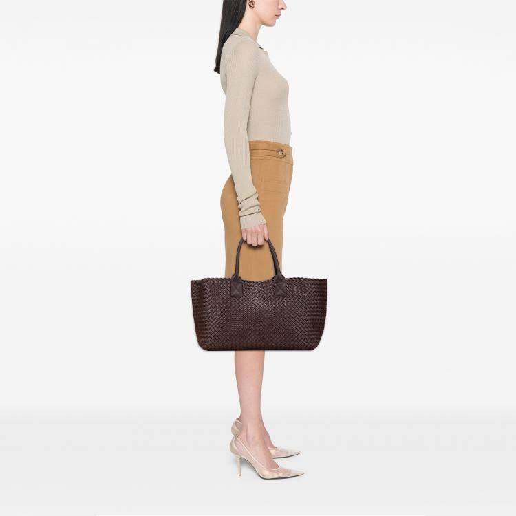 Pre Owned Bottega Veneta Brown Medium Lambskin Intreccio Cabat Tote