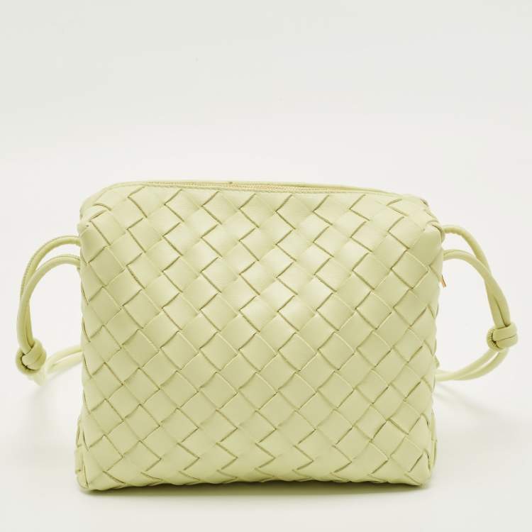 Pre Owned Bottega Veneta Light Green Intrecciato Leather Small Loop Camera Bag