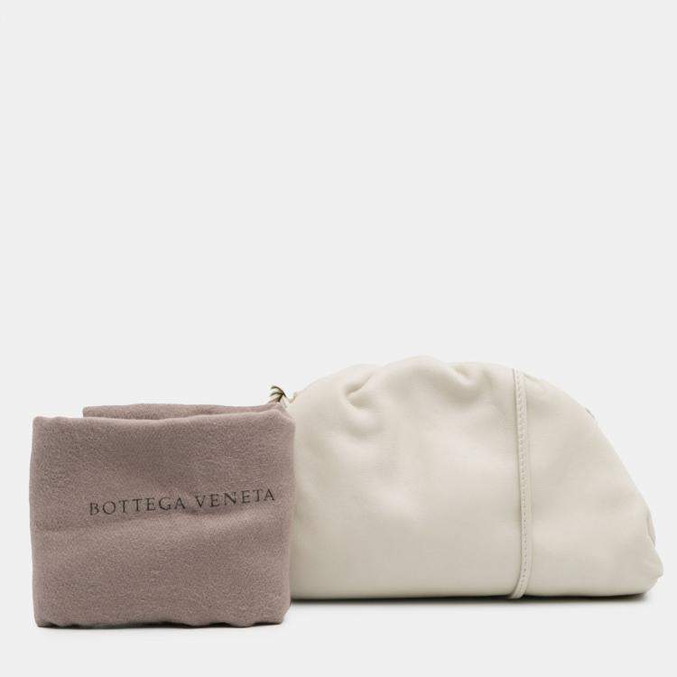 Pre Owned Bottega Veneta White Lambskin The Mini Pouch Crossbody