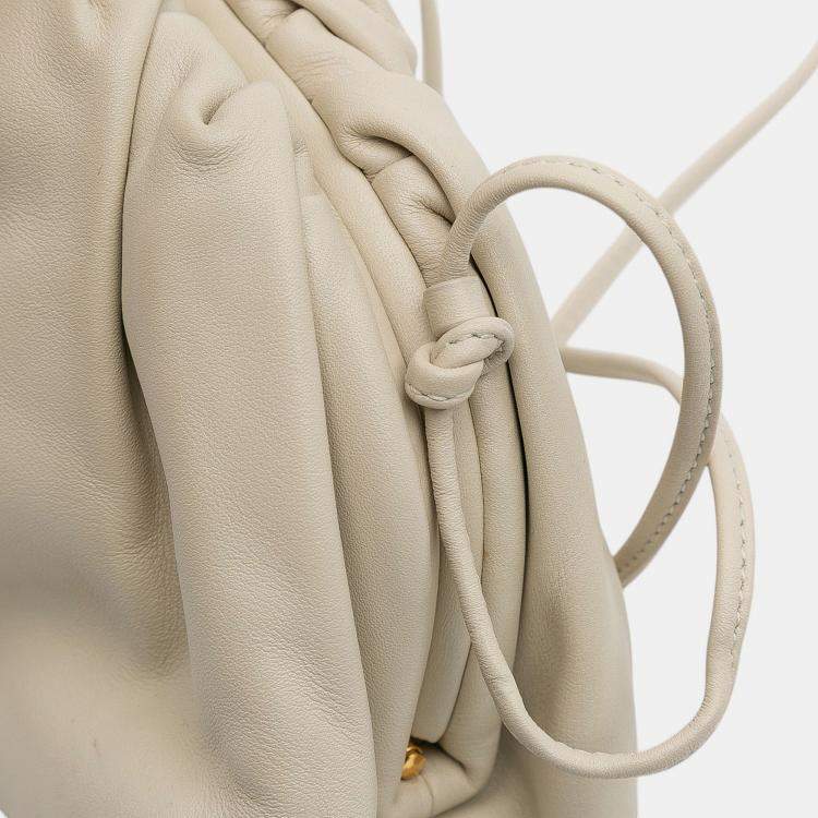 Pre Owned Bottega Veneta White Lambskin The Mini Pouch Crossbody