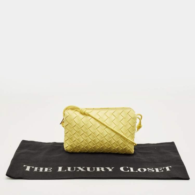 Pre Owned Bottega Veneta Yellow Intrecciato Leather Small Loop Camera Bag