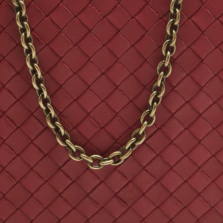 Pre Owned Bottega Veneta Red Intrecciato Leather Flap Wallet On Chain