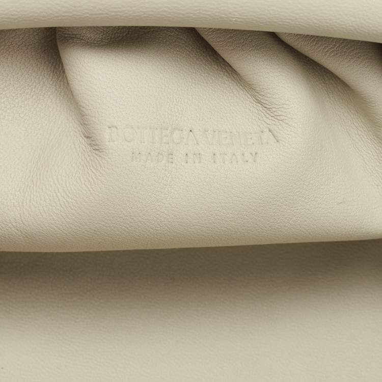 Pre Owned Bottega Veneta Beige Python Mini The Pouch Clutch