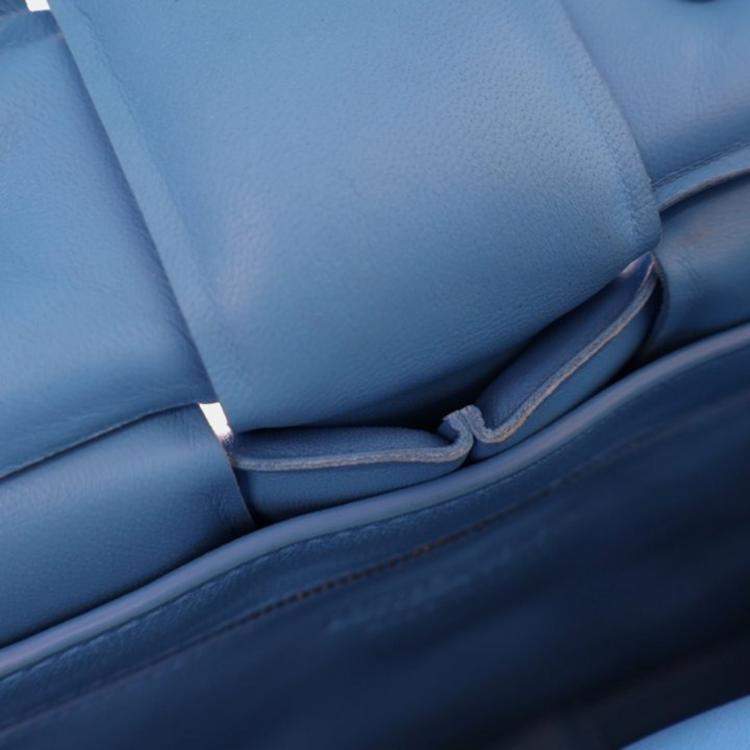 Pre Owned Bottega Veneta Blue Padded Cassette