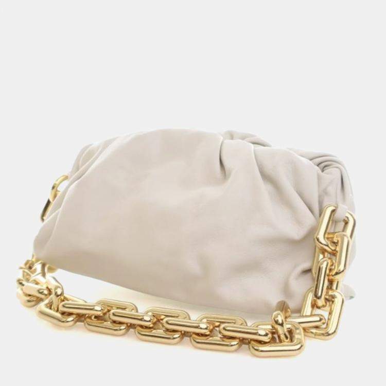 Pre Owned Bottega Veneta White Lambskin The Chain Pouch