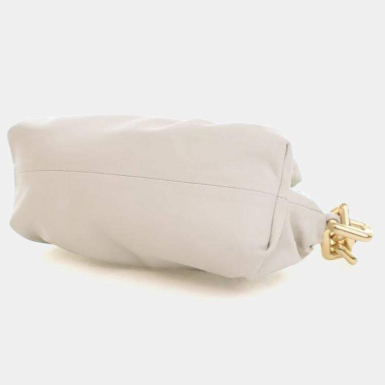 Pre Owned Bottega Veneta White Lambskin The Chain Pouch