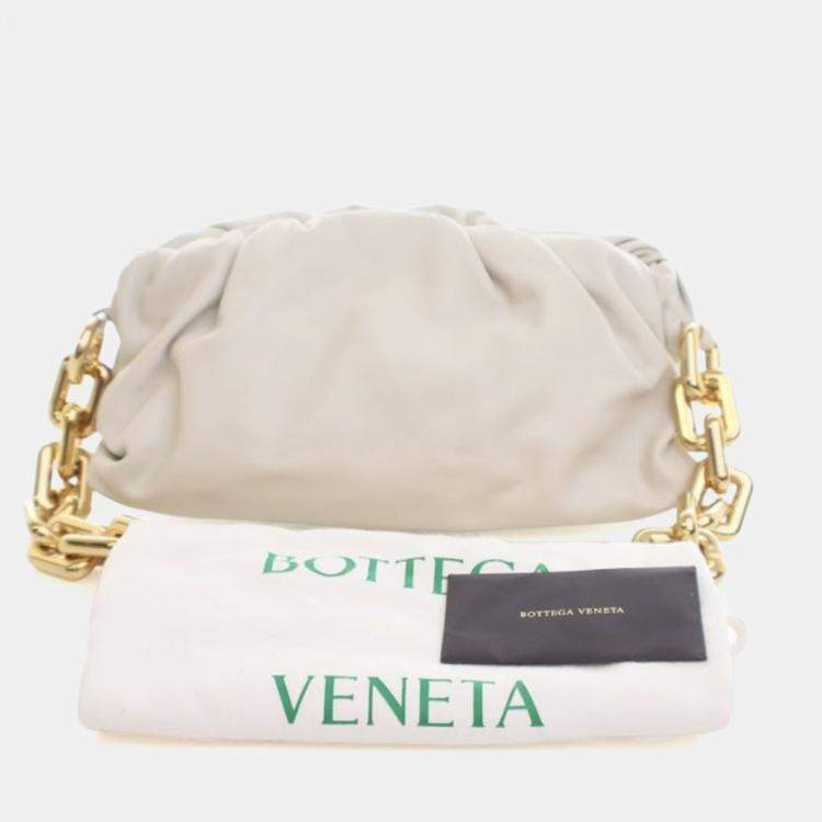 Pre Owned Bottega Veneta White Lambskin The Chain Pouch