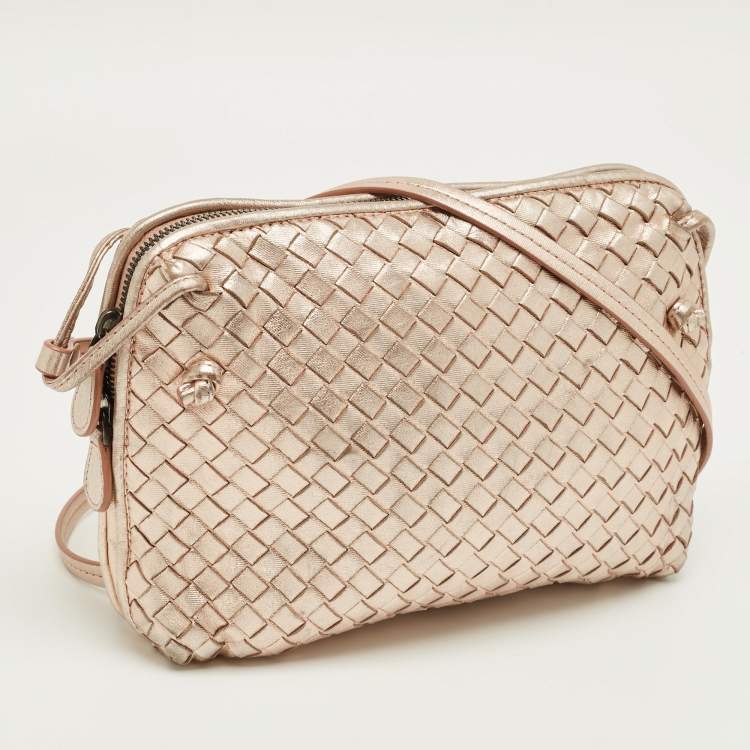 Pre Owned Bottega Veneta Rose Gold Intrecciato Leather Nodini Crossbody Bag