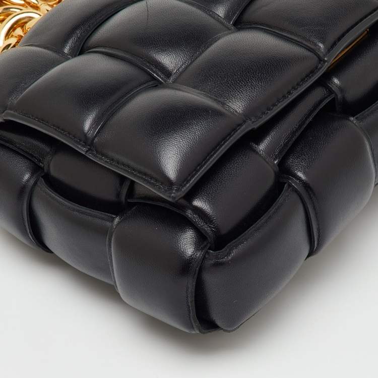 مملوكة مسبقًا حقيبة بوتيغا فينيتا سوداء جلد مبطن سلسلة كاسيت بمقبض علوي